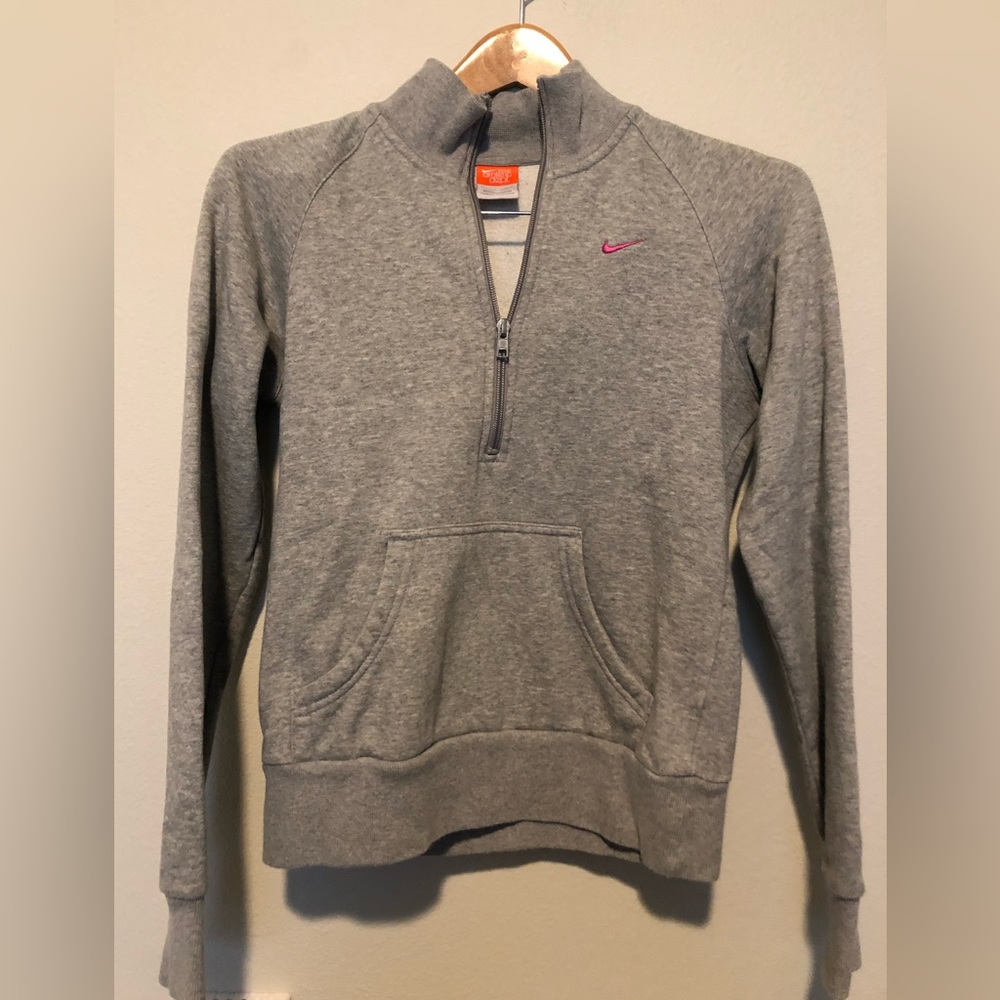 Nike half-zip